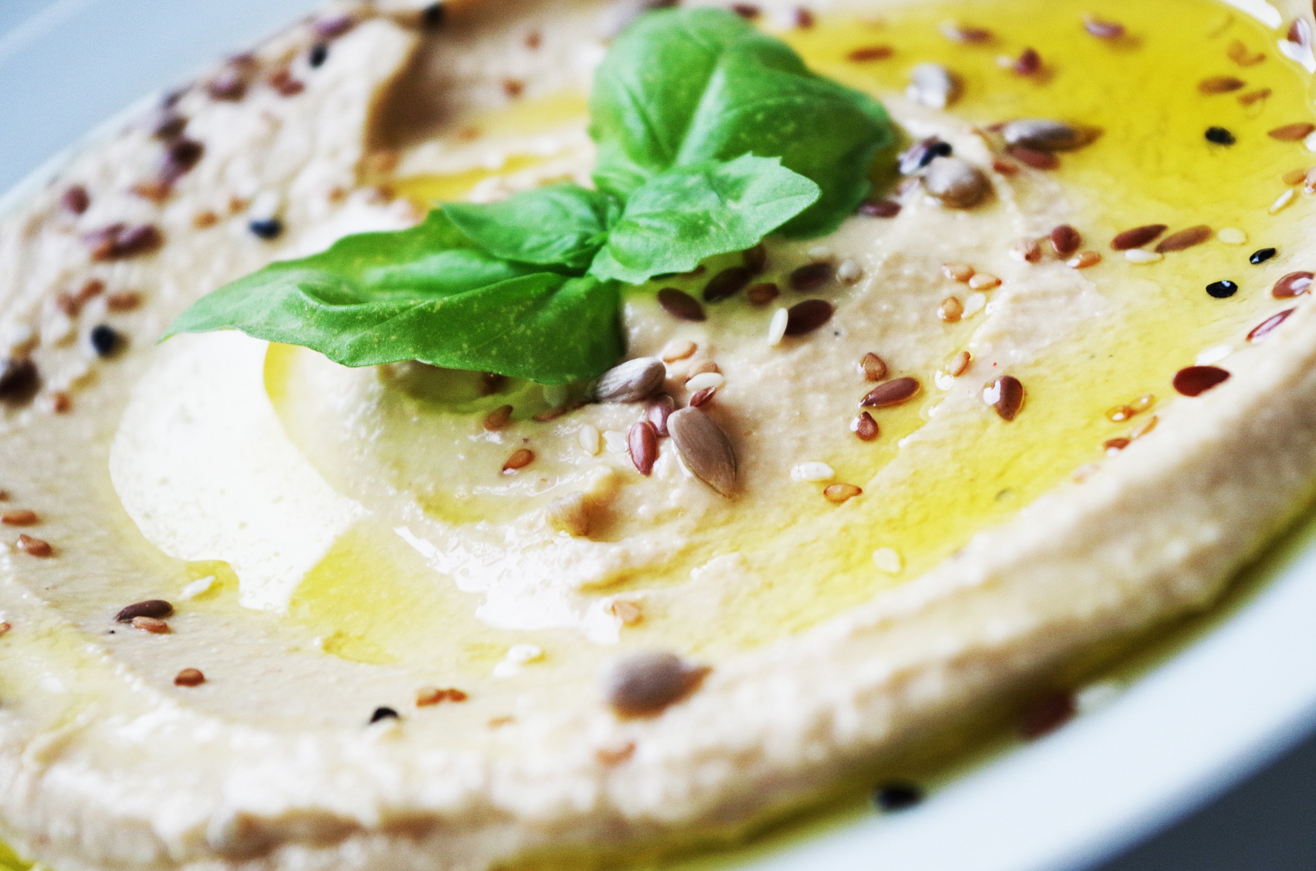 Perfekter Hummus in 5 Minuten selbst gemacht - 1000haushaltstipps