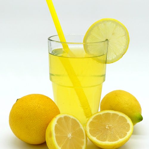 Zitronenlimonade